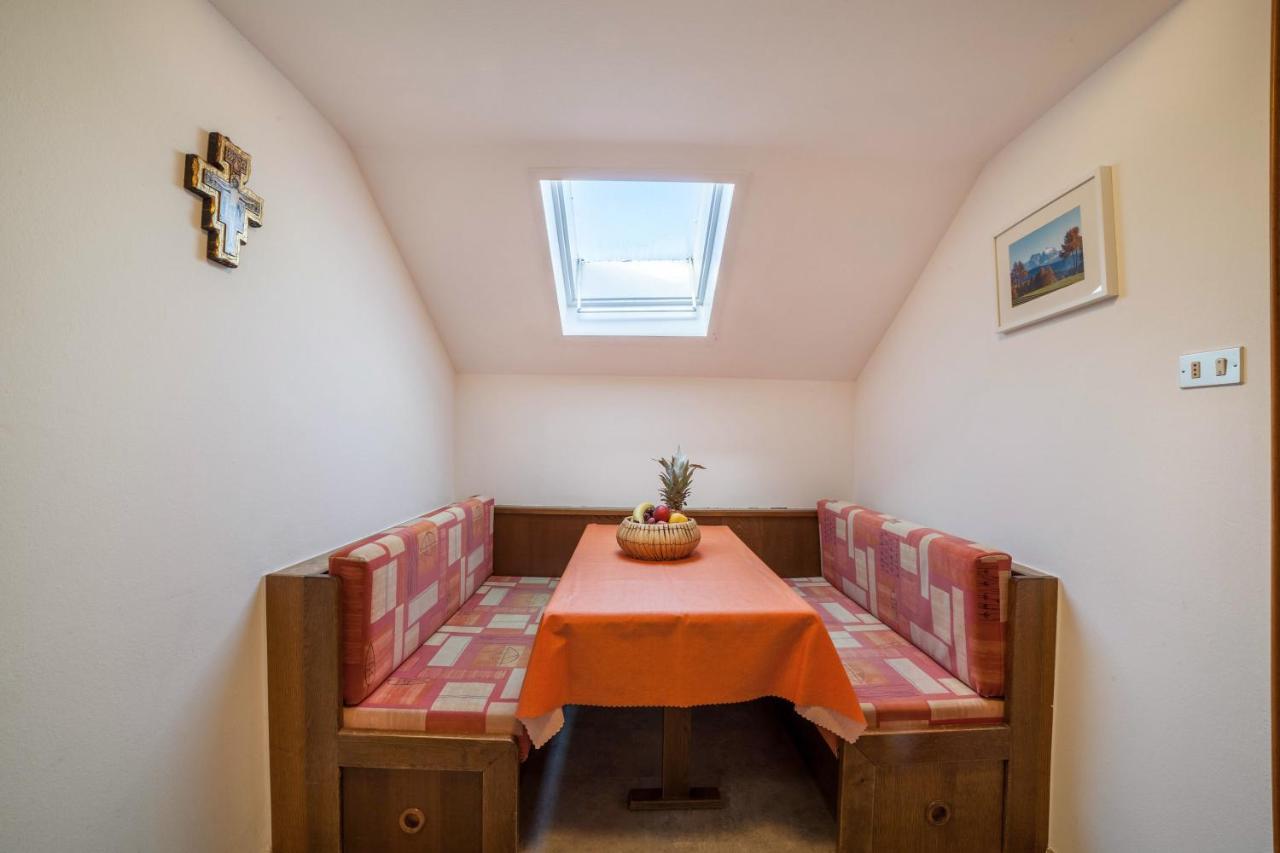 Rieglhof Apartment Hennennest Caprone Luaran gambar